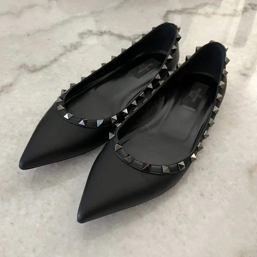 Valentino Garavani Rockstud Black Leather Pointed Toe Ballet Flats, Size 9.5 - Picture 3 of 6